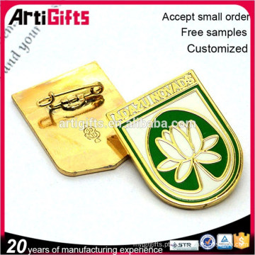 2015 Artigifts distintivo personalizado esmalte lapela pin maker